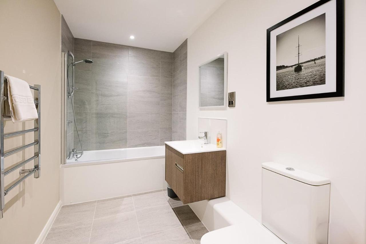 2 Deben Wharf, Woodbridge Apartment Bagian luar foto