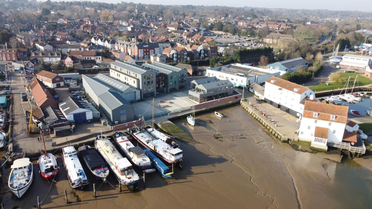 2 Deben Wharf, Woodbridge Apartment Bagian luar foto